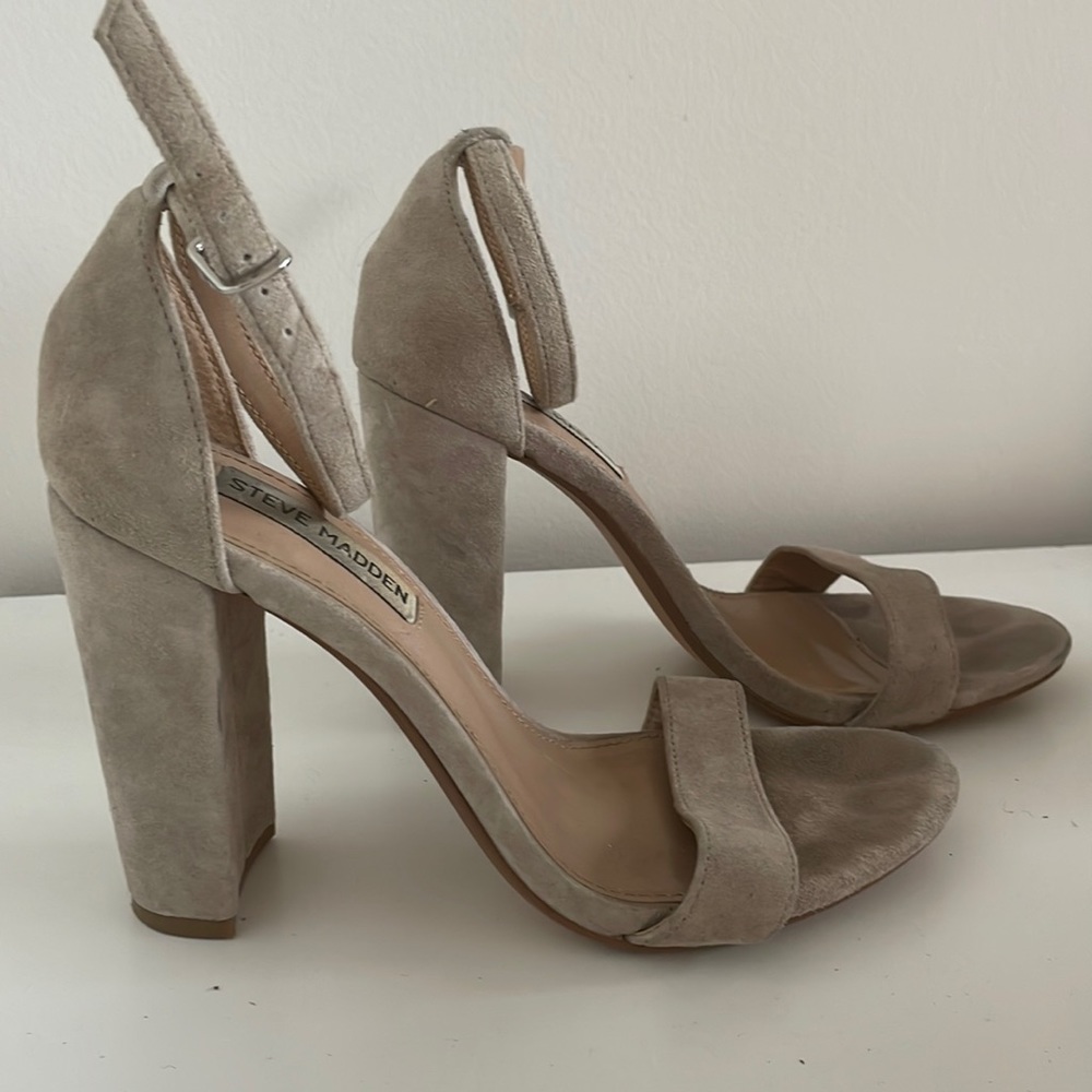 Steve Madden grey suede block heel sandal
